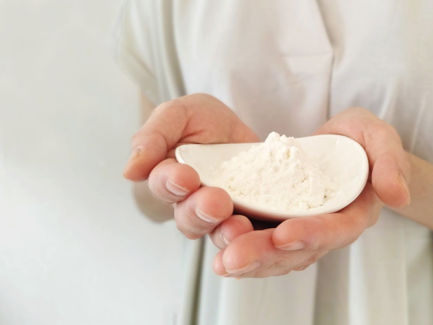 ペット遺骨の粉骨(お写真印刷・チャック袋包装・紙製ケースつき)